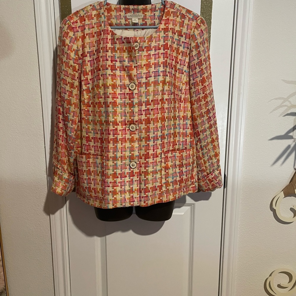 Multi color tweed blazer with buttons size 16
